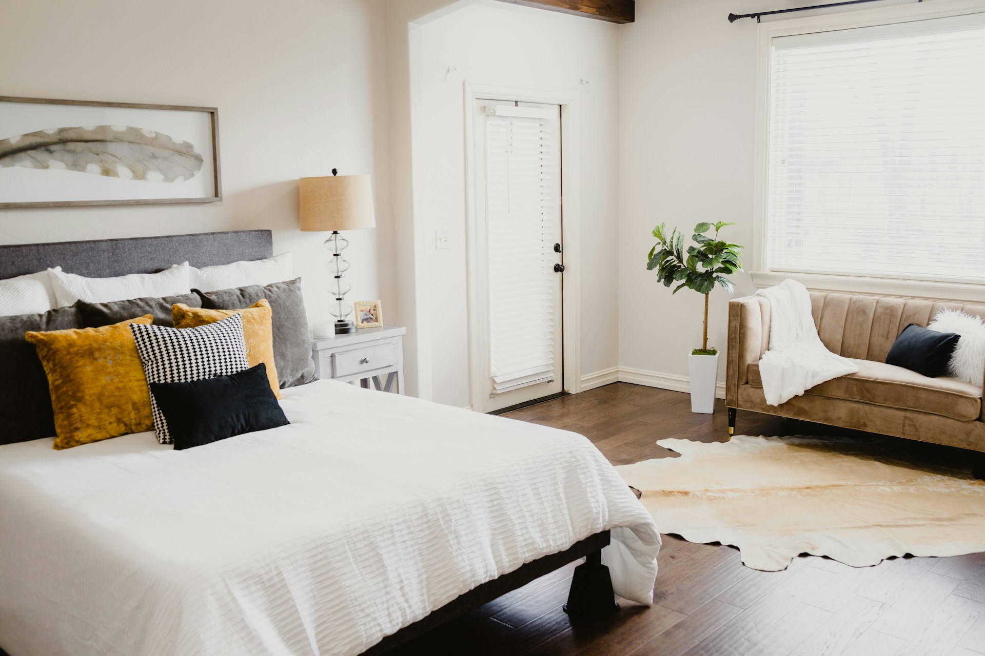 A bedroom | Source: Unsplash