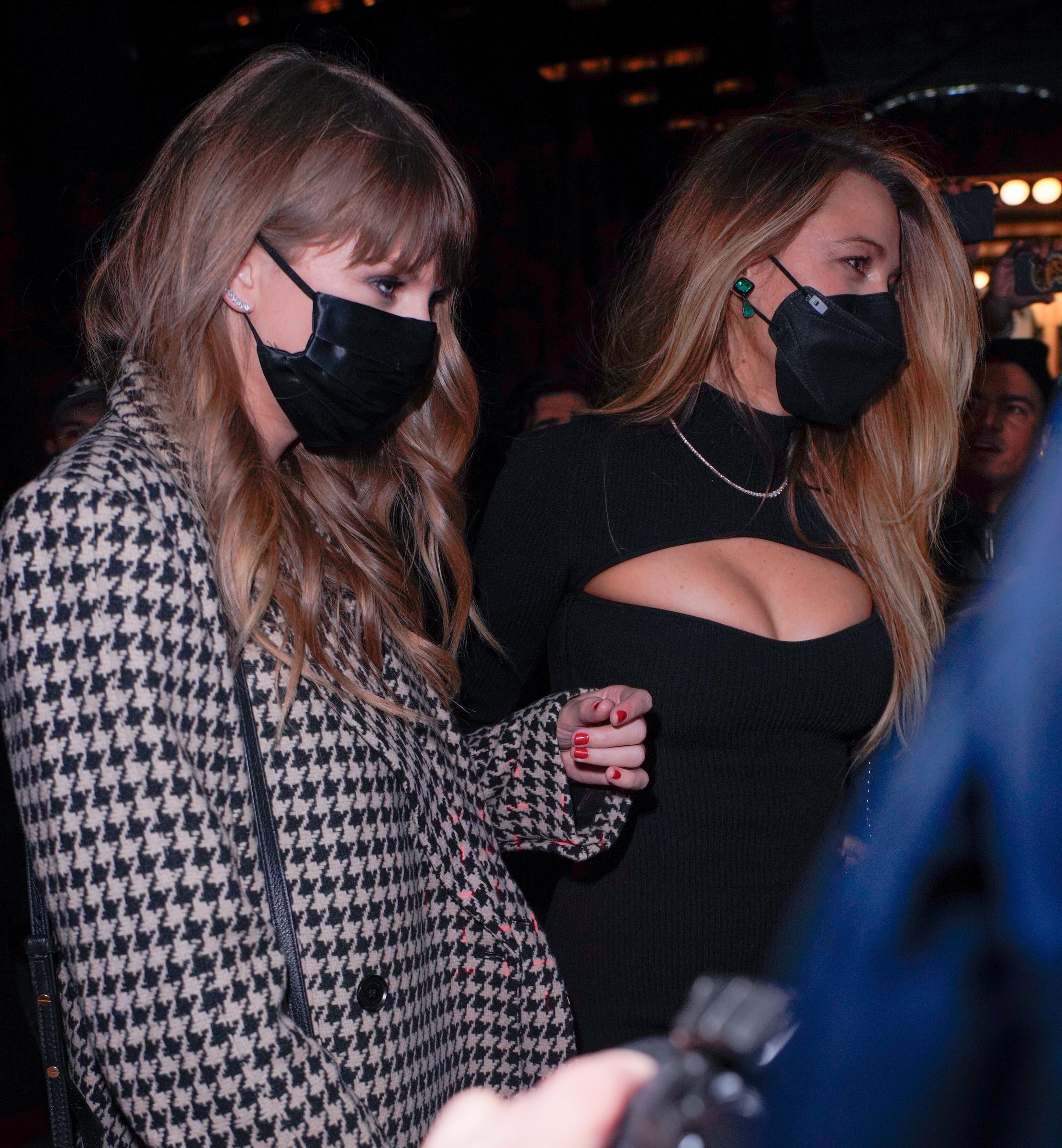 Taylor Swift and Blake Lively arrive at SNL Afterparty at L'Avenue on November 14, 2021 in New York City. | Source: Getty Images
