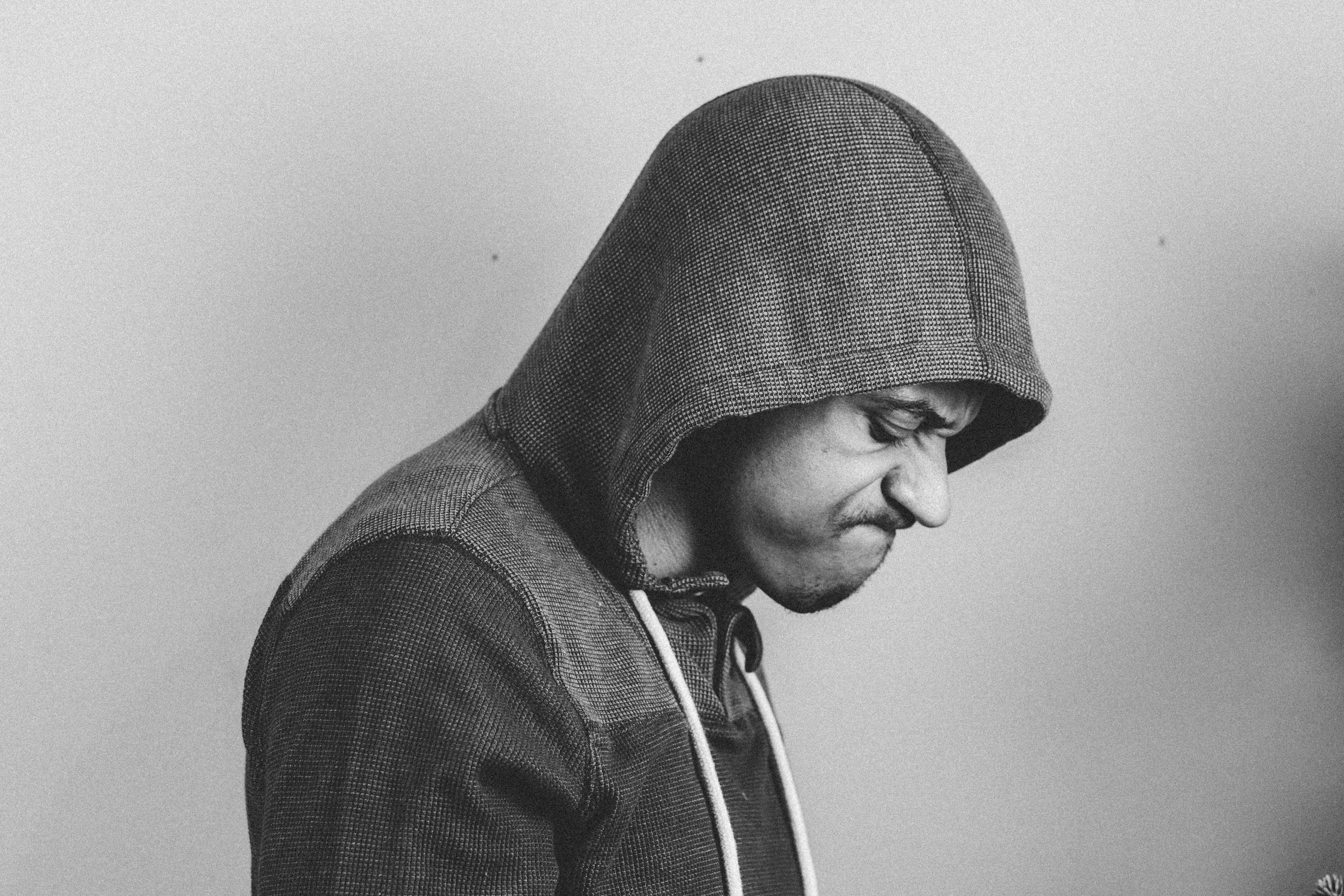 A side profile of an angry man | Source: Pexels
