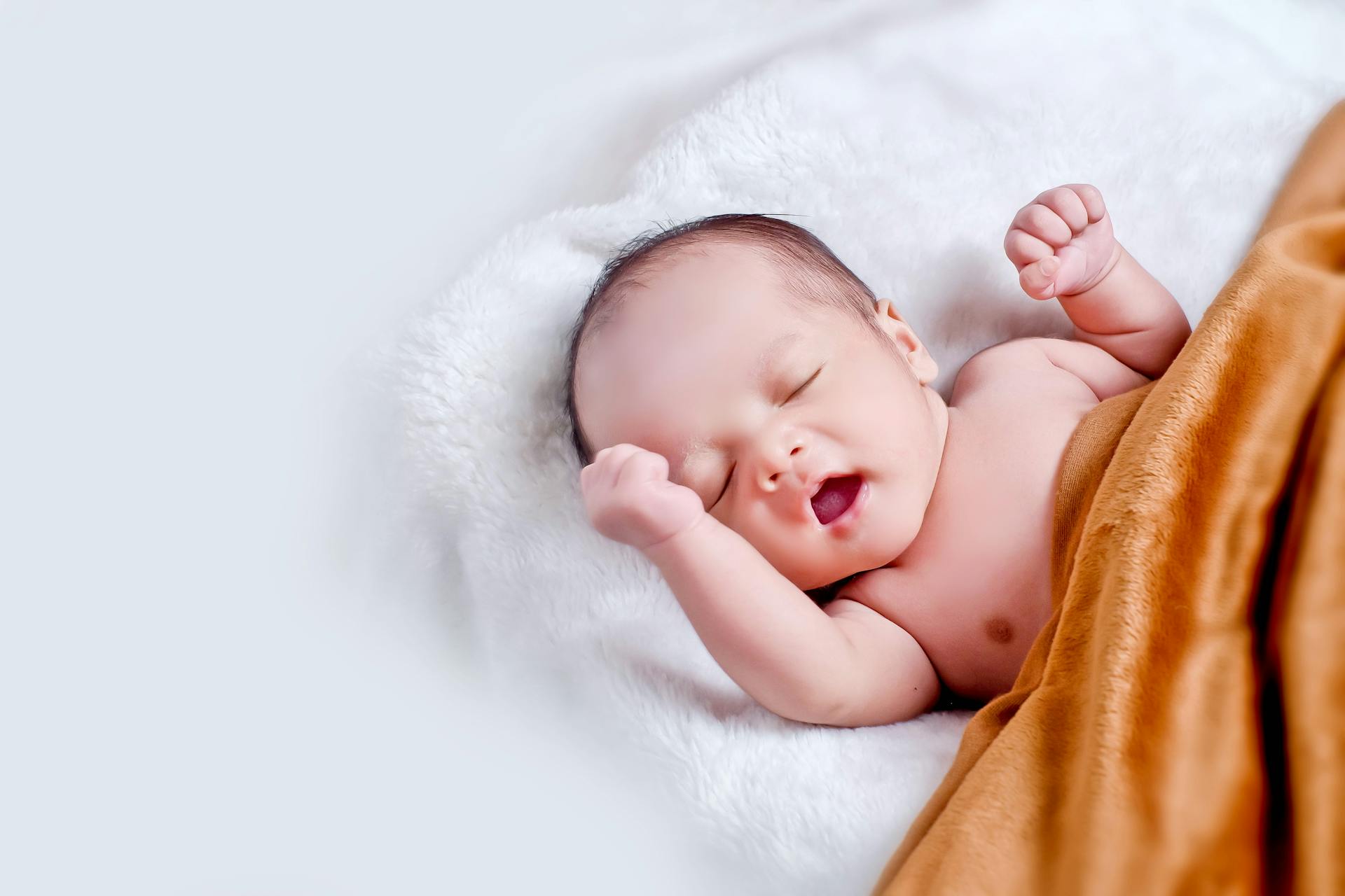 A baby girl | Source: Pexels