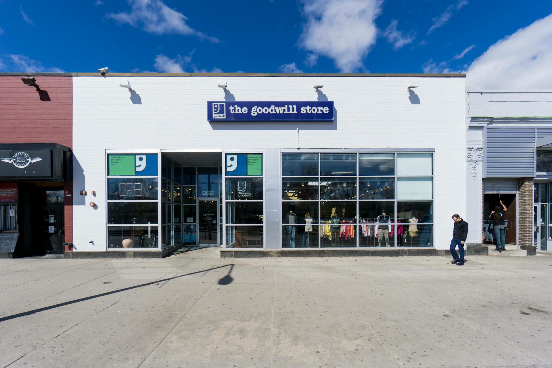 A Goodwill store | Source: Pexels
