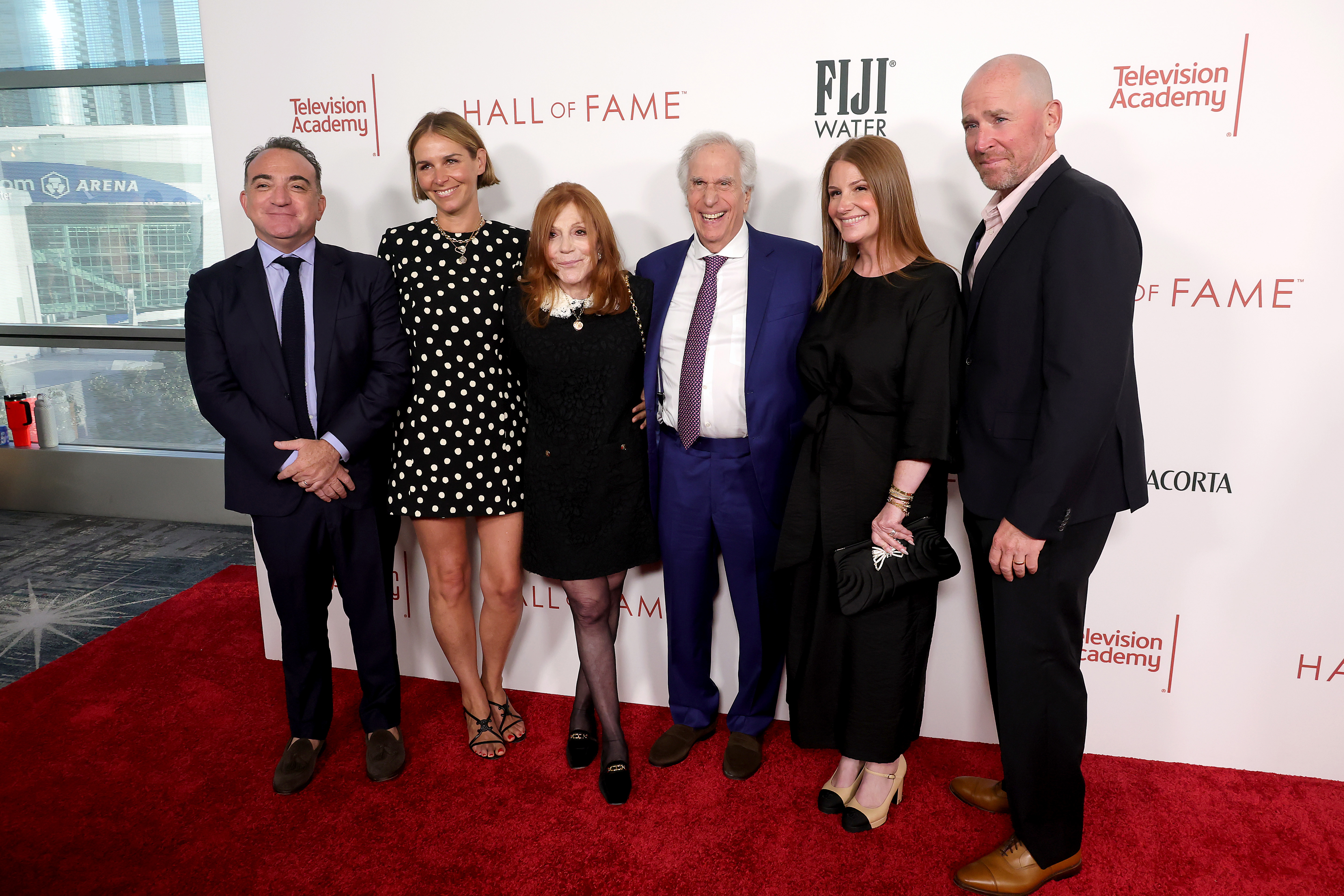 (L-R) Jed Weitzman, Amanda Weitzman, Stacey Weitzman, Henry Winkler, Zoe Winkler Reinis and Rob Reinis attend the Television Academy's 27th Annual Hall of Fame Ceremony at JW Marriott LA Live on August 16, 2025, in Los Angeles, California. | Source: Getty Images