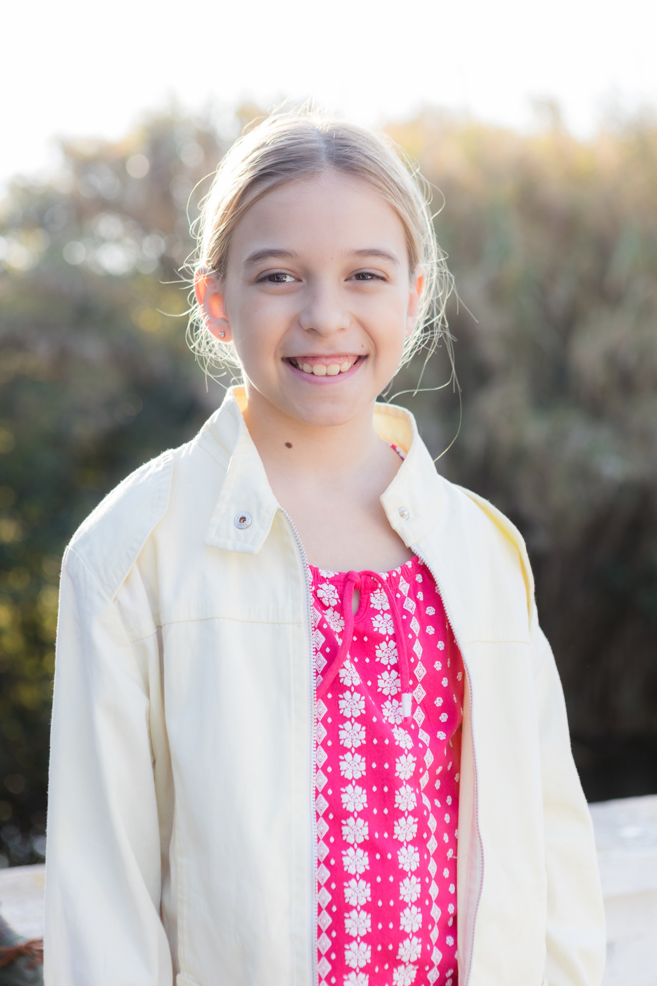 A girl | Source: Freepik