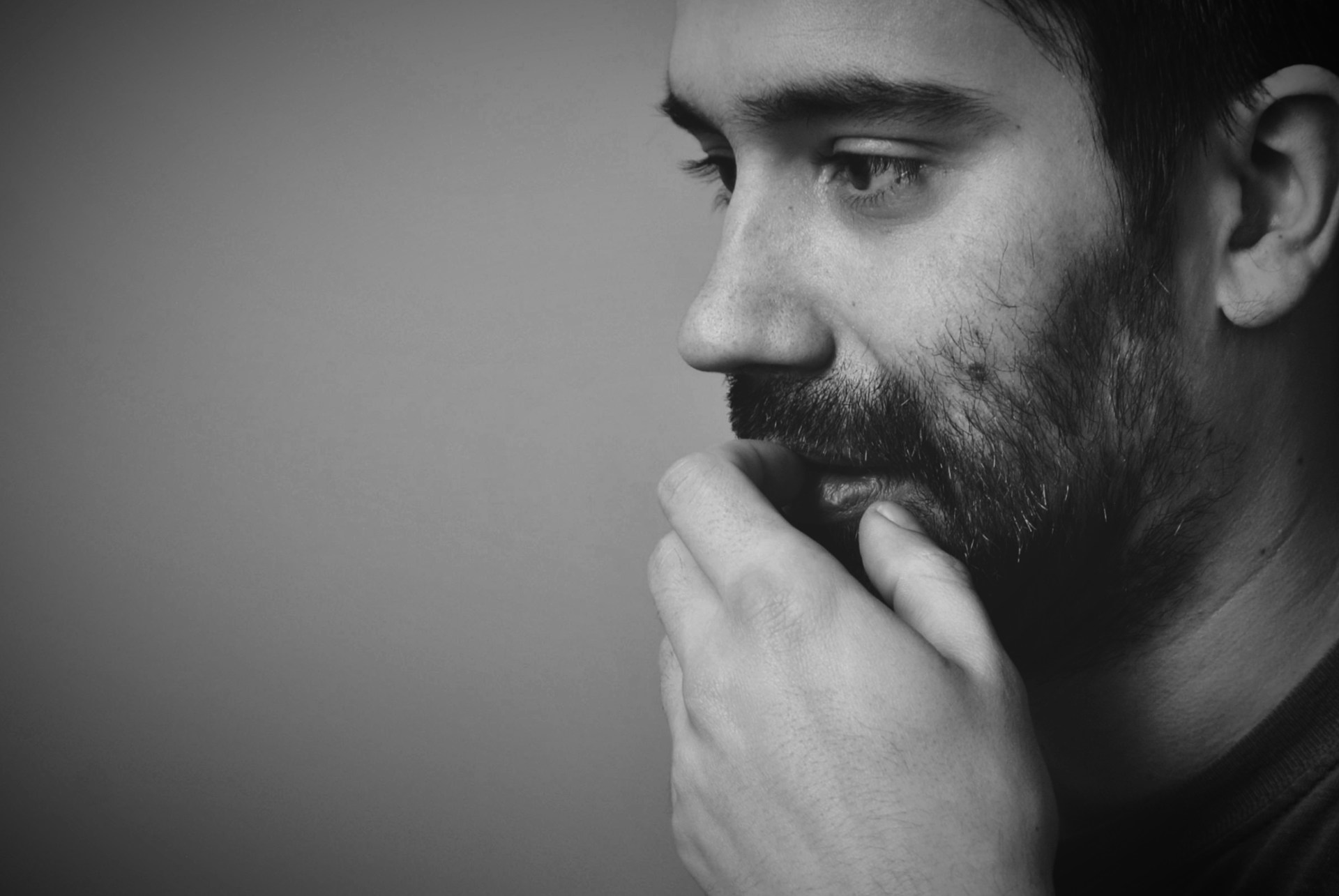 A thoughtful man | Source: Unsplash