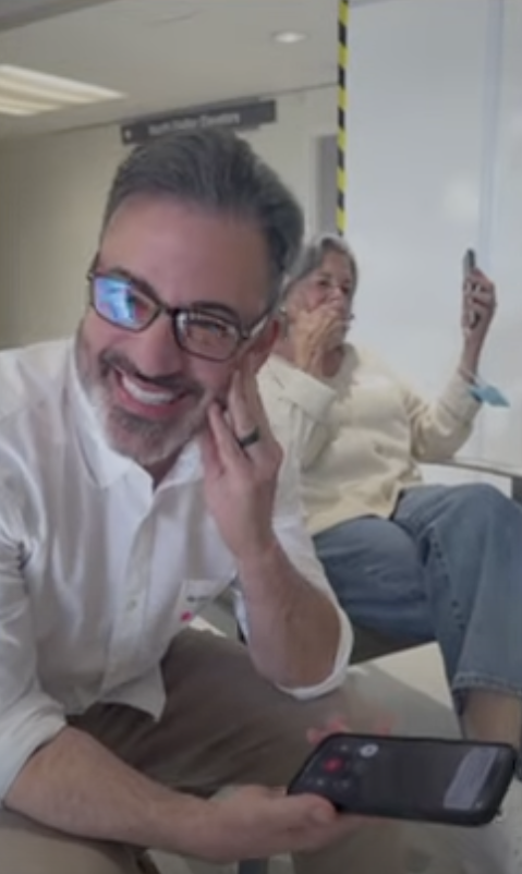 Jimmy Kimmel speaks to his aunt Chippy about his granddaughter's name | Source: YouTube/Jimmy Kimmel Live
