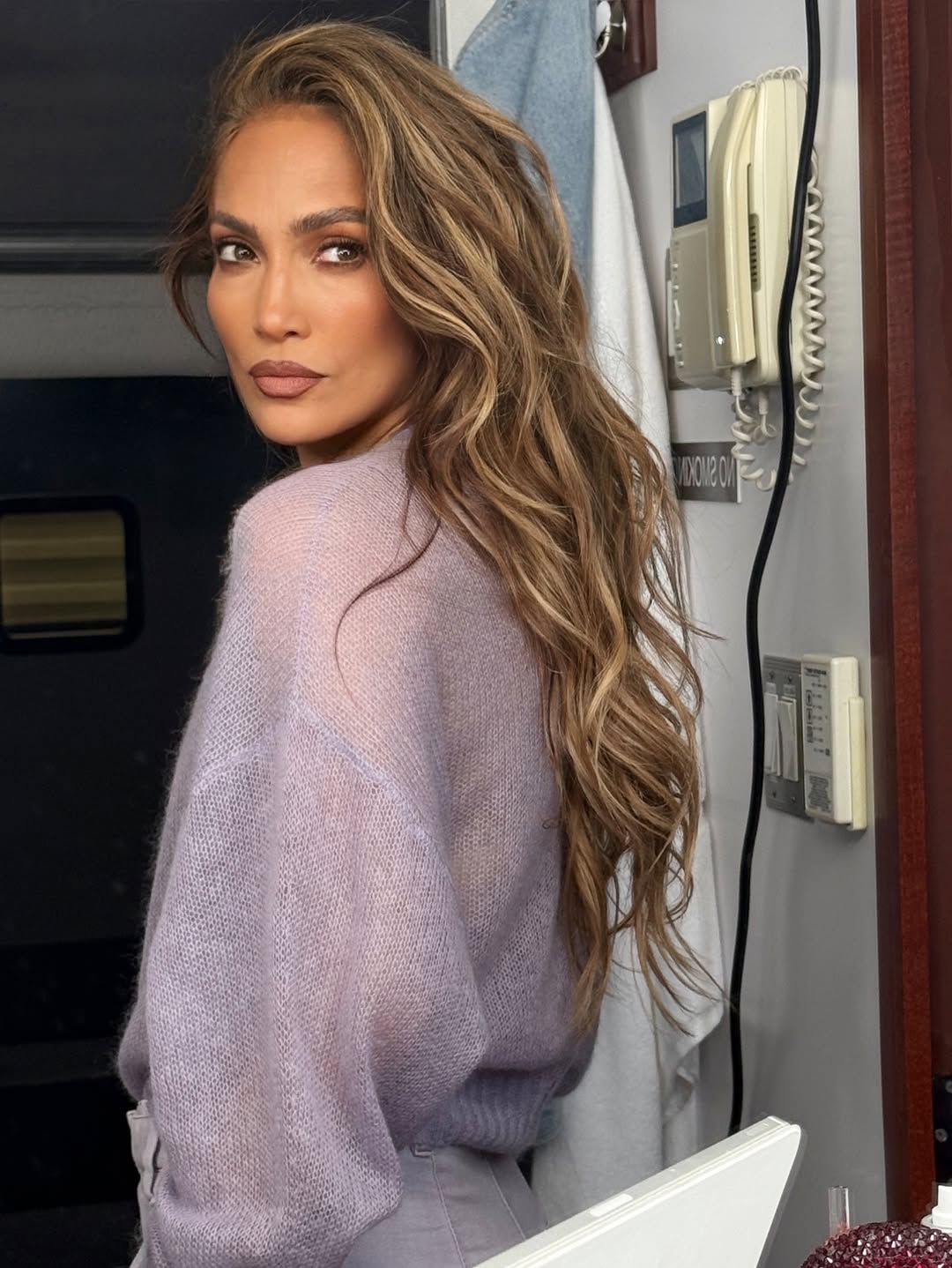 A photo from Jennifer Lopez's carousel, dated September 27, 2025. | Source: Instagram/jlo