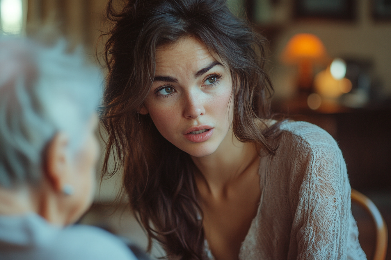 Mulher tendo uma discussão intensa com a sogra | Fonte: Midjourney