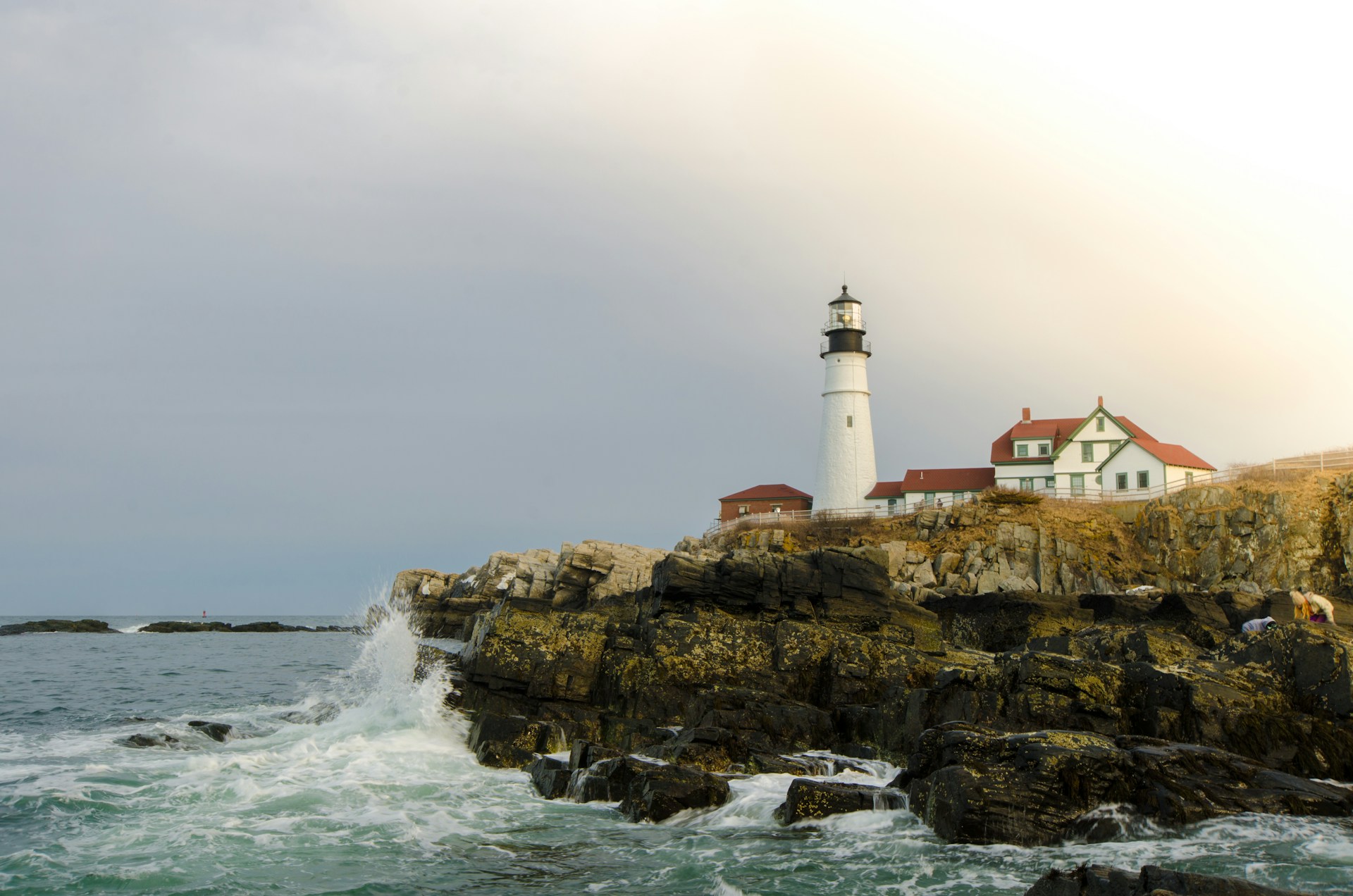 A lighthouse in Maine | Source: Unsplash
