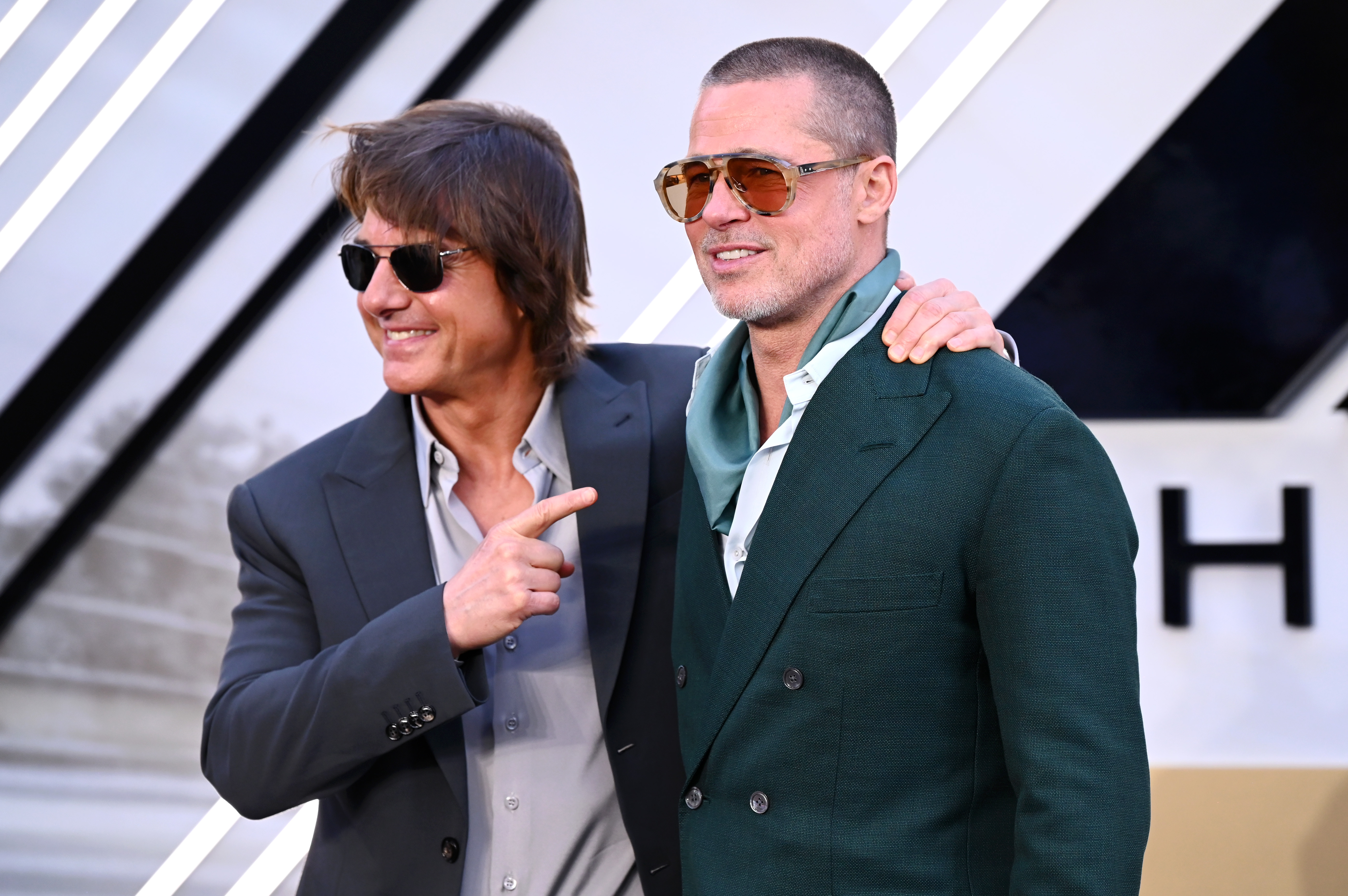 Tom Cruise and Brad Pitt | Source: Getty Images