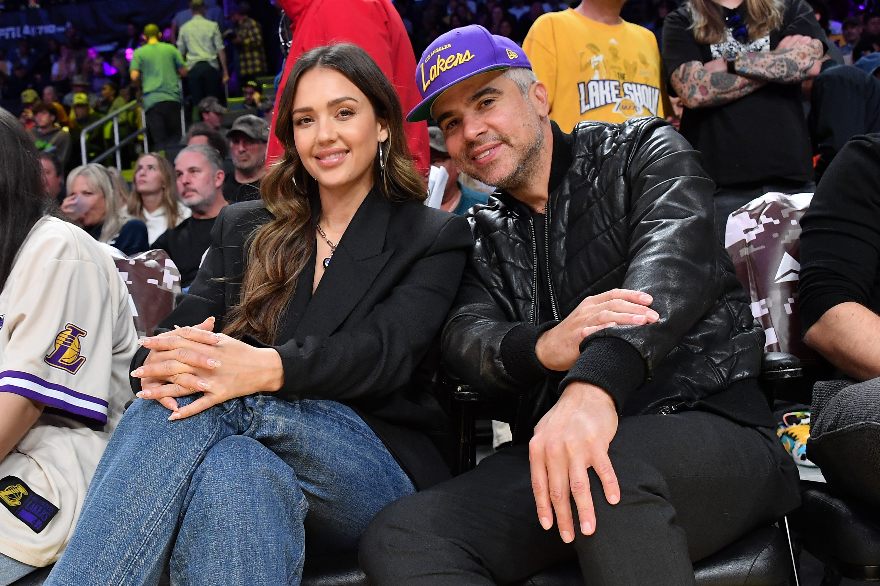Jessica Alba and Cash Warren attend a basketball game on November 10, 2024, in Los Angeles, California. | Source: Getty Images