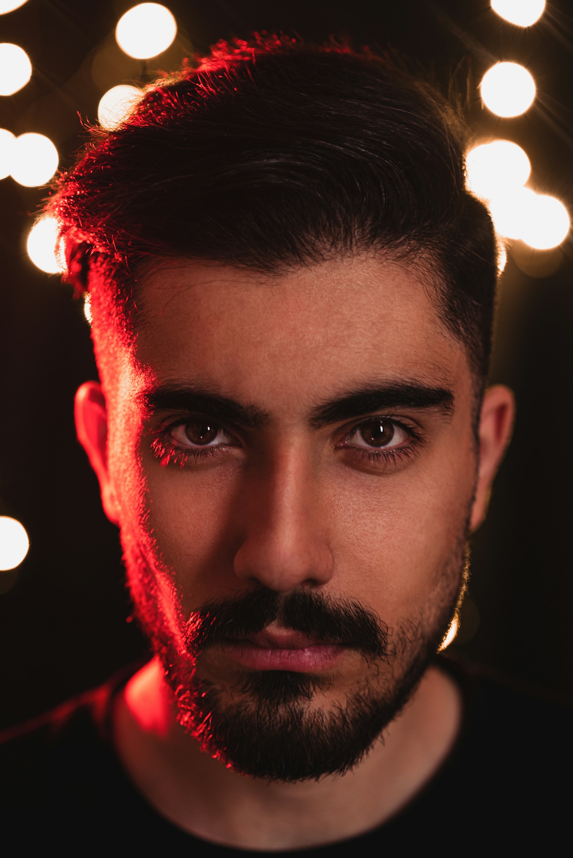 A man looking at someone | Source: Unsplash