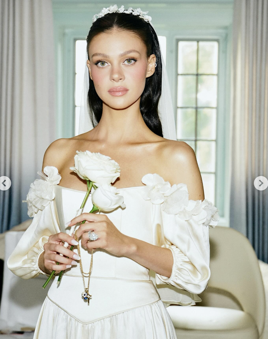 Nicola Peltz Beckham before her vow renewal ceremony with Brooklyn Beckham on August 2, 2025. | Source: Instagram/nicolaannepeltzbeckham