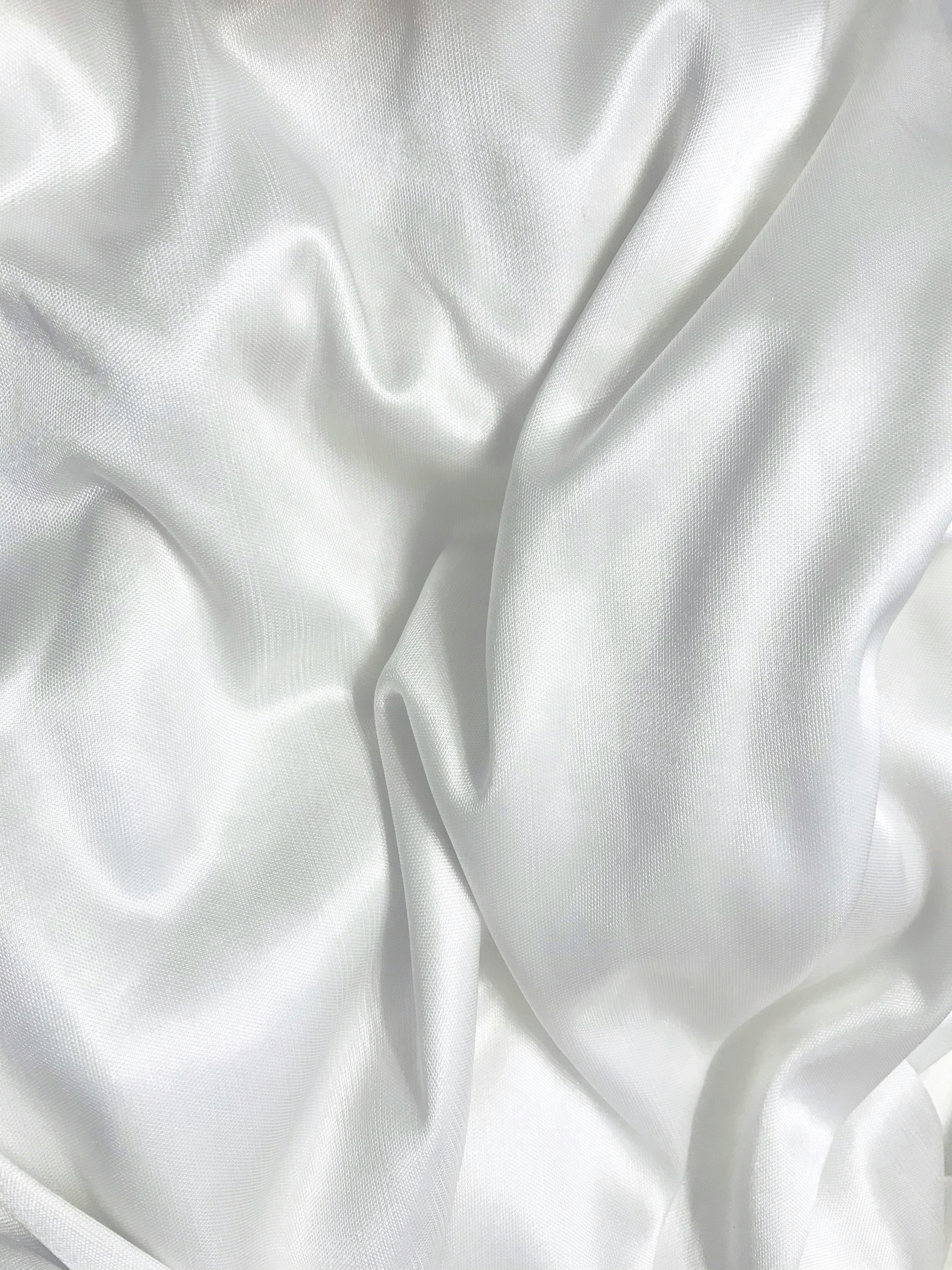 Um close de material branco | Fonte: Unsplash