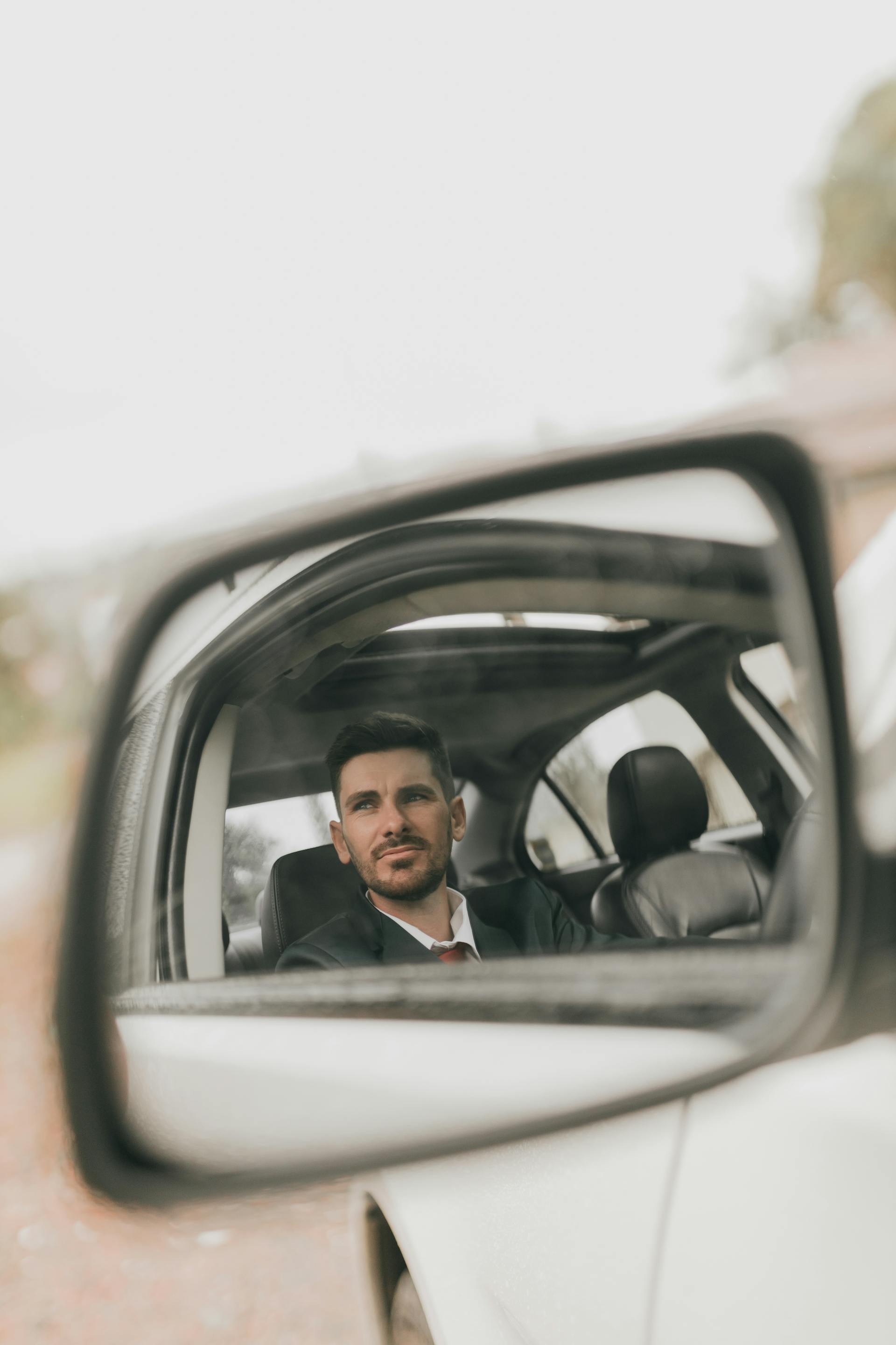 A man deep in thought | Source: Pexels