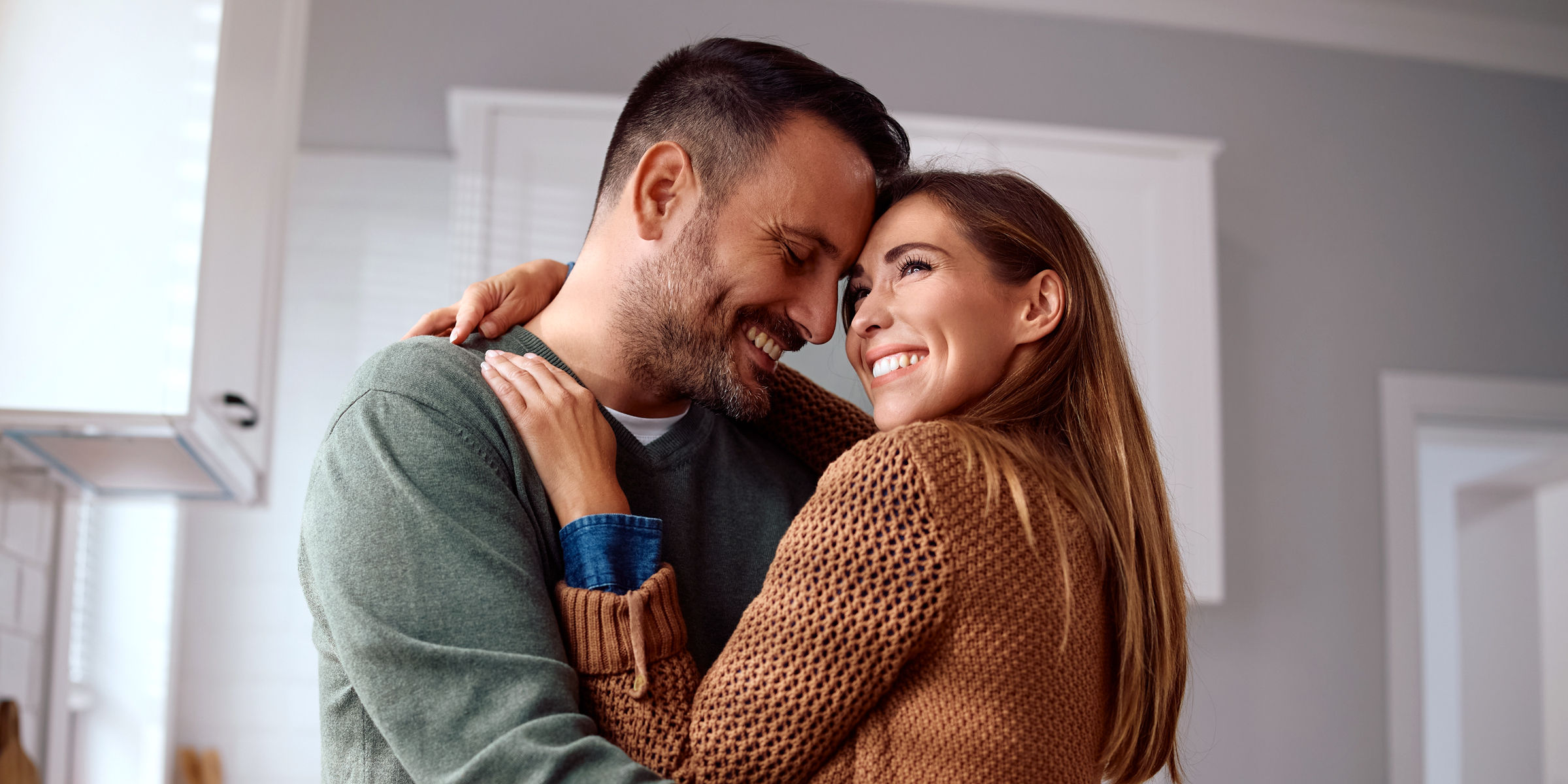 Happy couple | Source: Shutterstock