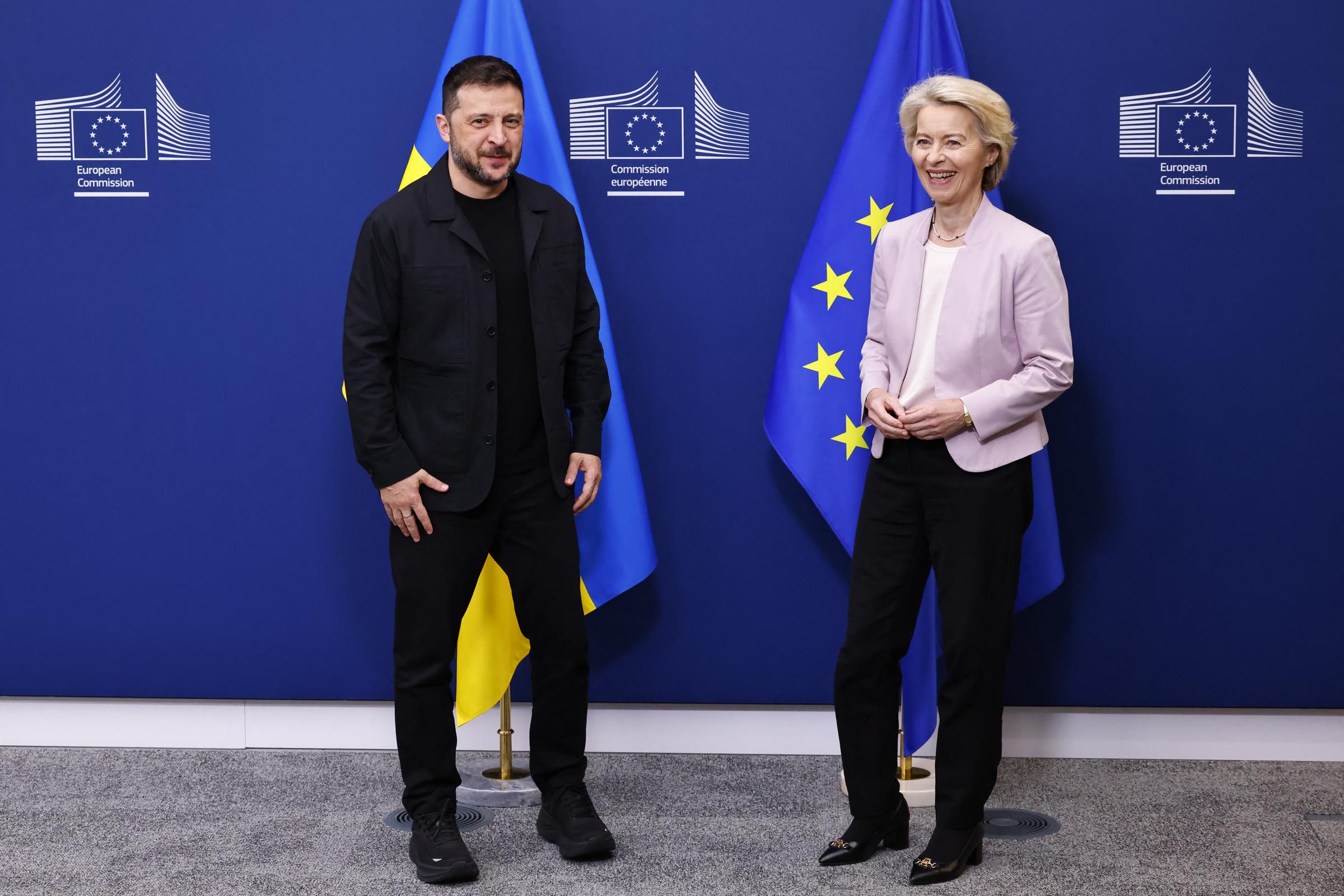 Ukraine President Volodymyr Zelenskyy and EU Commision President Ursula Von der Leyen greet one another prior to a virtual meeting with EU leaders in the Berlaymont, the EU Commission headquarter, on August 17, 2025, in Brussels, Belgium. | Source: Getty Images