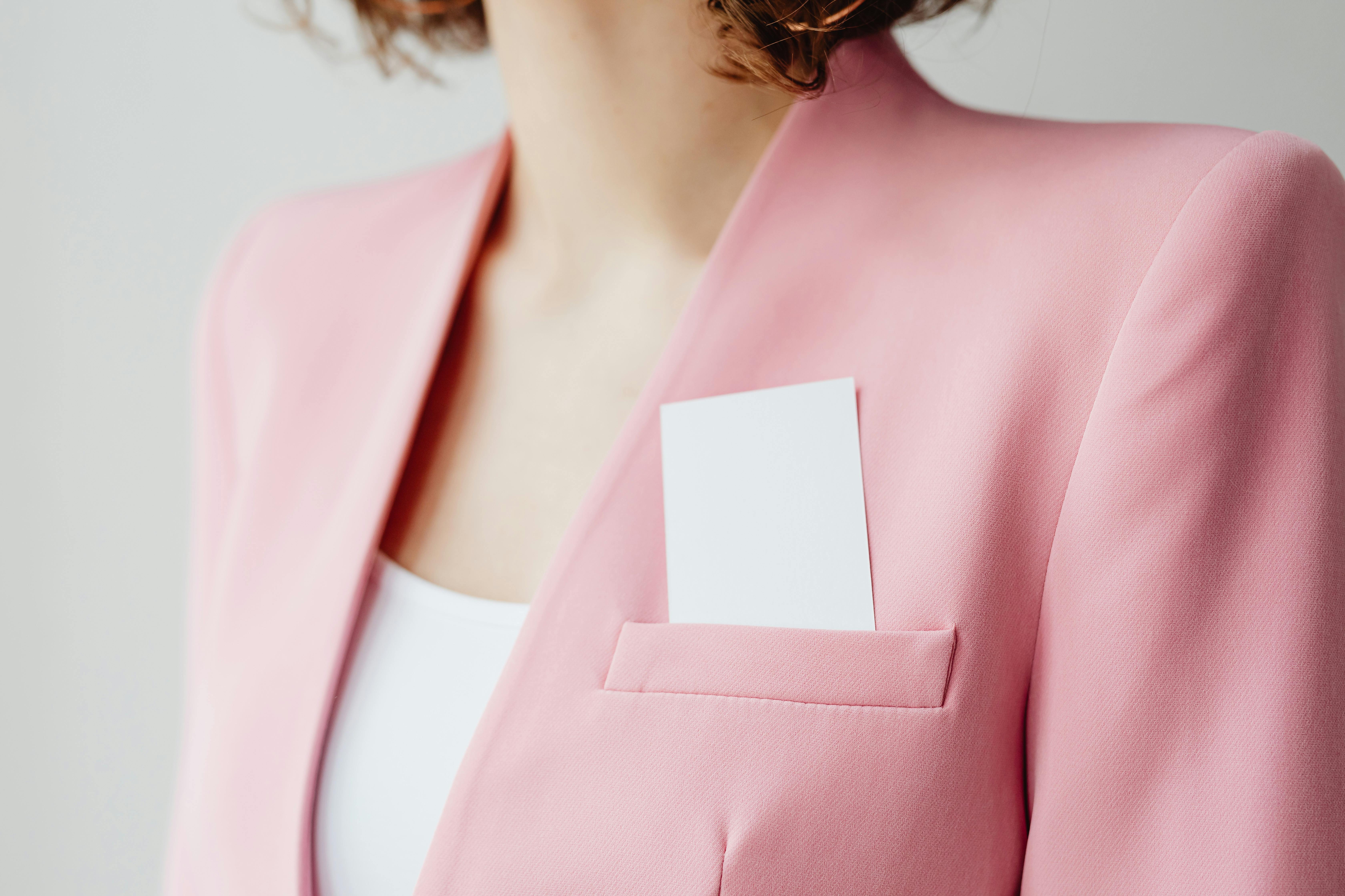 A woman wearing a pink blazer | Source: Pexels