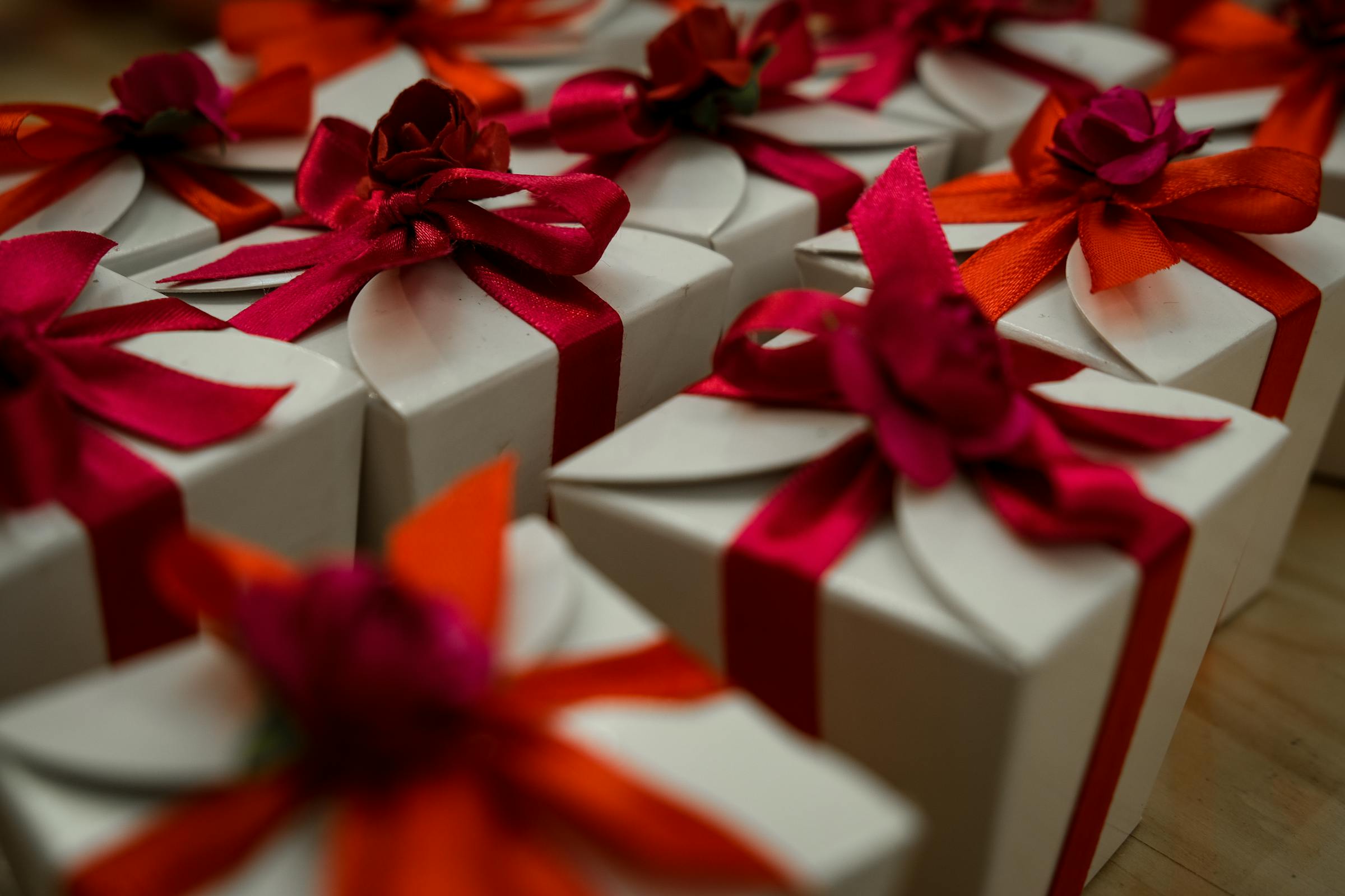 Several gifts arranged for a party | Source: Pexels