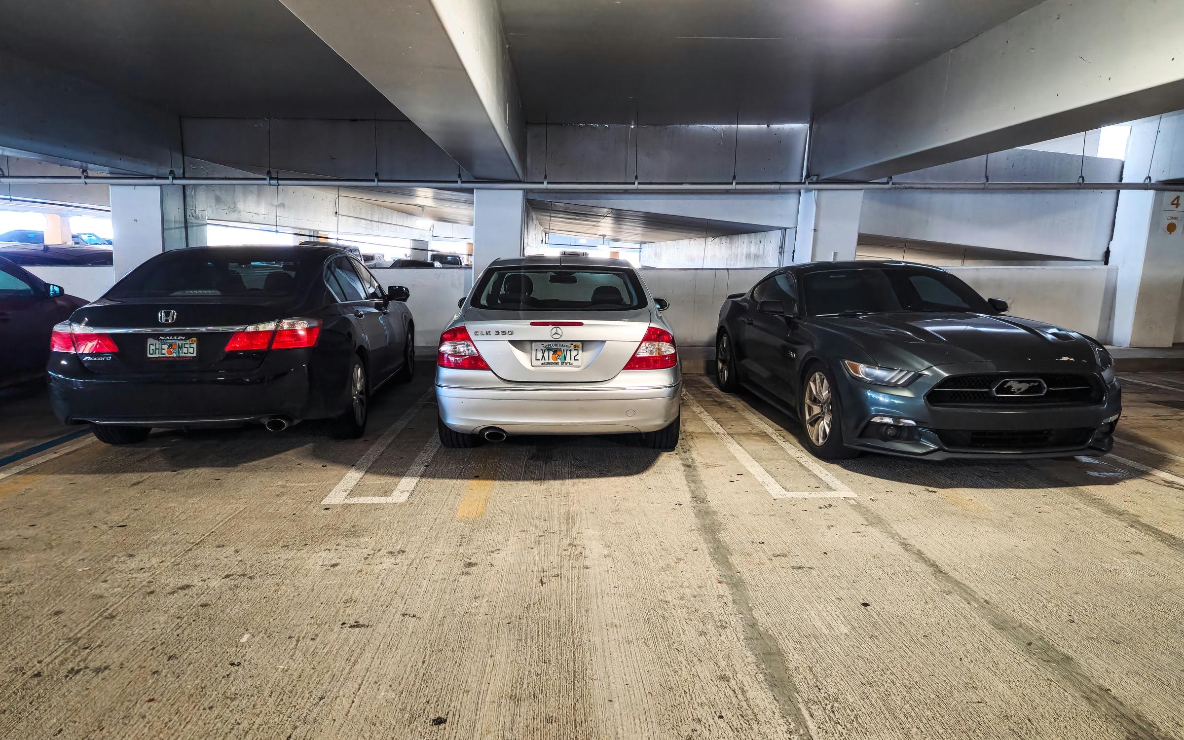 Cars parked in a parking lot | Source: Unsplash