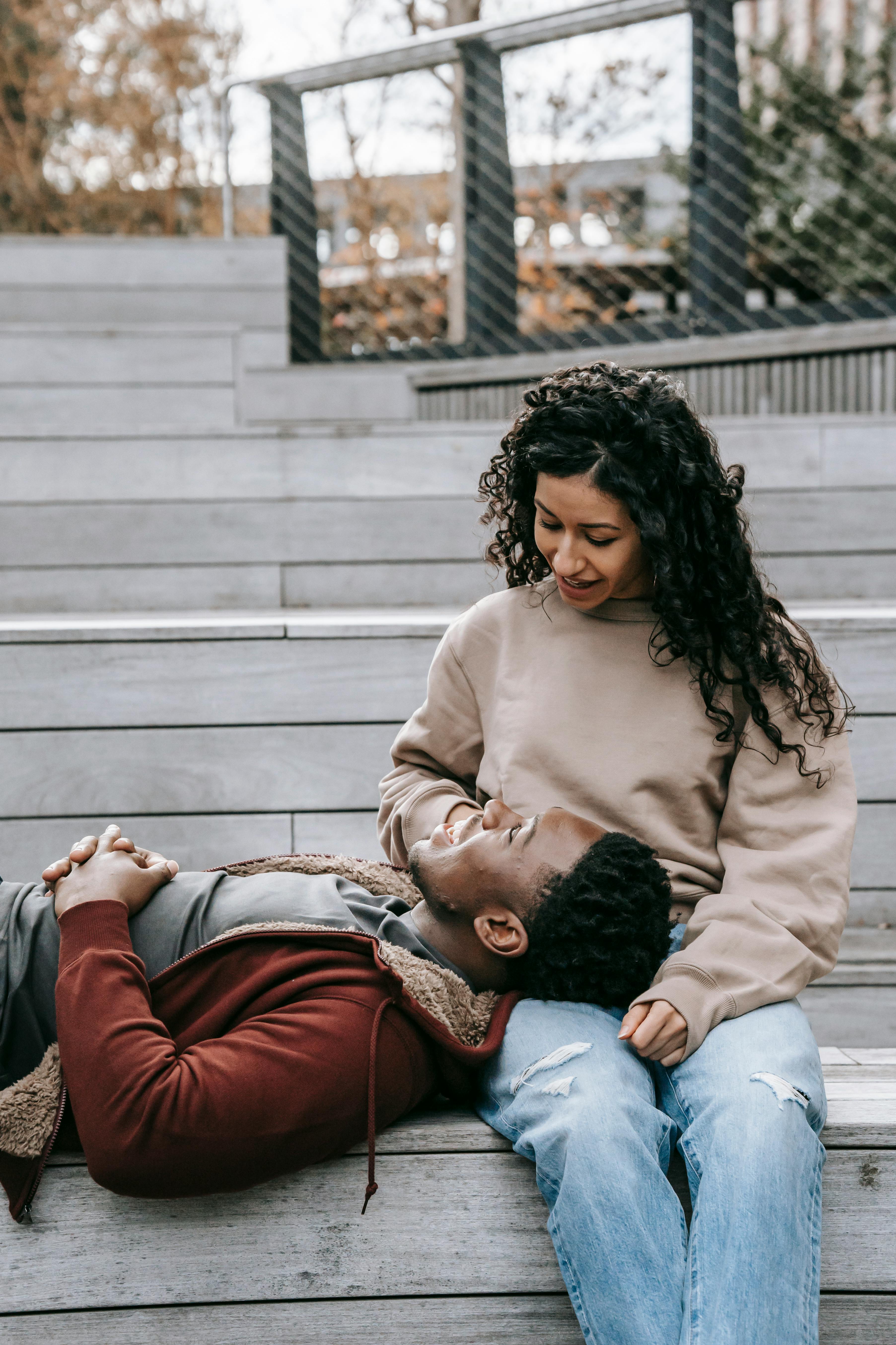 Couple bonding | Source: Pexels