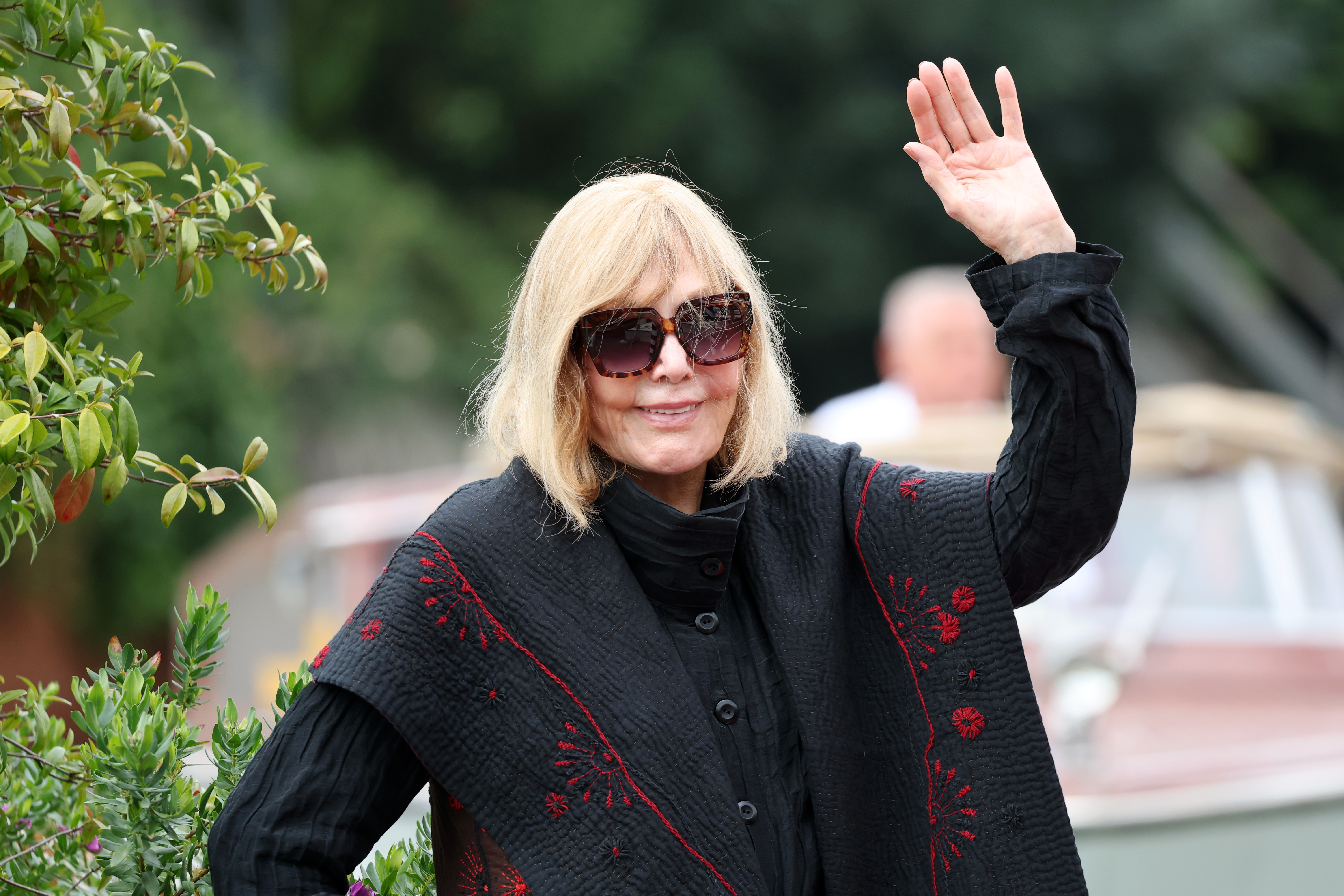 Kim Novak arrives at Hotel Excelsior during the 82nd Venice International Film Festival on August 28, 2025, in Venice, Italy. | Source: Getty Images