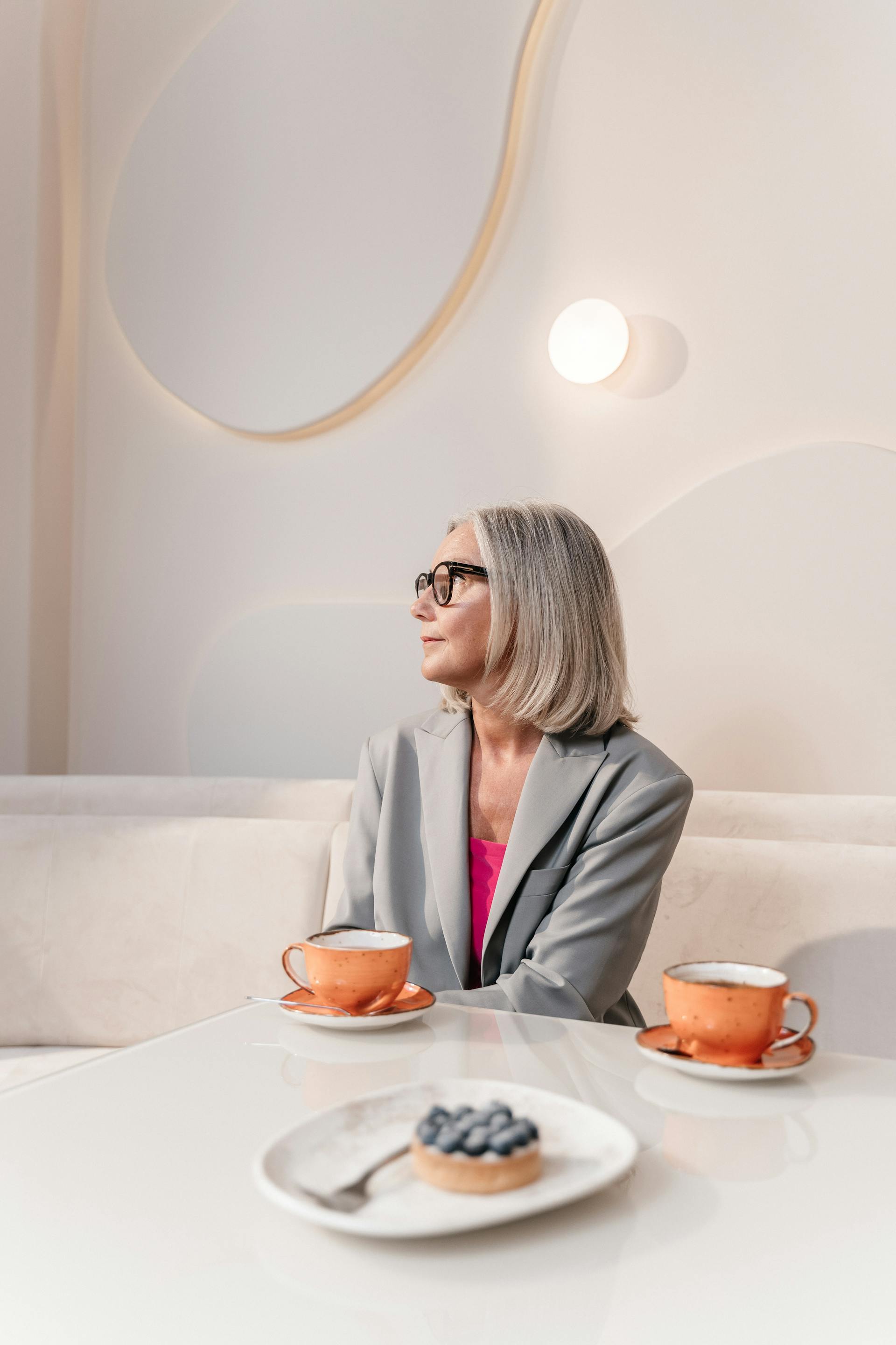 A thoughtful woman | Source: Pexels